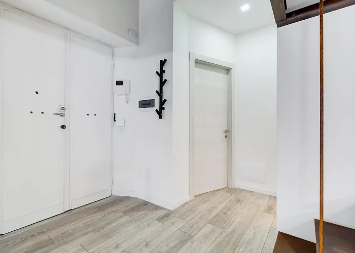 Inner House 3 *